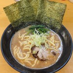 横浜ラーメン　味王 - 