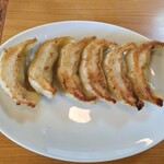 中華の永楽 - 焼餃子 ¥395