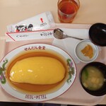 せんだん食堂 - あんかけオムライス