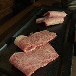 Sumibi Wagyuuyakiniku Jirouya - カブリ、ヒウチロース