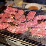 h Taishuu Yakiniku Horumon Nikusawa - 