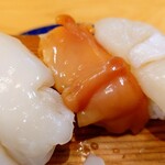 寿司 海都 - 貝三種盛り（握り寿司）