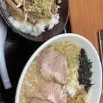 肉煮干中華そば 鈴木ラーメン店 - 