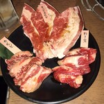 Minamikusatsu Sakaba Jounetsu Horumon - 牛赤身定食