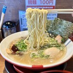 ラーメン凪 豚王 - 麺リフト