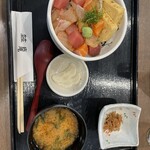 笠庵 賛否両論 - 海鮮ばらちらし丼