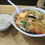 中国屋台十八番 - かんとんめん 880円 小ライス 120円