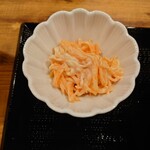 真心 - ◯小鉢
細切りされてる人参を軽く茹で
マヨネーズと和えられている
シャキッと食感もあり味わいも合ってて美味しい