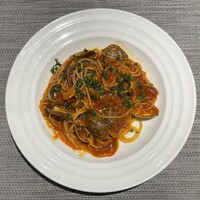 トラットリア イル レガーロ - 本日のパスタ・ランチセット２（あさりのボンゴレロッソ／トマトソース）　1738円（税込）