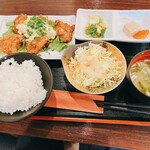 Hakata Gyouza Sakaba Shironagasukujira - タルタル鶏南蛮定食_¥950
