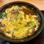 Udon Sakaba Fukufuku - お店のお勧め肉玉とじうどん、美味しかったです。出汁も申し分ない最高でした。