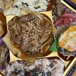 おこわ米八 - 焼き肉とおこわの弁当 拡大