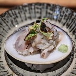 日本料理FUJI - 私の「理想の一品」と以前位置づけた、「蛤の飯蒸しに蕗の薹」。蛤出汁を吸った糯米と、甘い大和蛤。蕗の薹の香り。もう好き♡としか言えない。