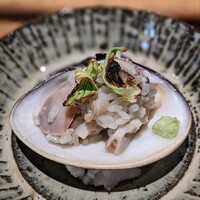 日本料理FUJI - 私の「理想の一品」と以前位置づけた、「蛤の飯蒸しに蕗の薹」。蛤出汁を吸った糯米と、甘い大和蛤。蕗の薹の香り。もう好き♡としか言えない。