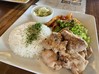 Carib cafe - チキンランチ