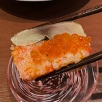 酒肴場 屯 - シャリには紅生姜が入ってさっぱり