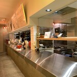 ラーメン れんげ - カウンター