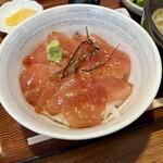 手打ちうどん・和食 はたの - ミニまぐろ丼