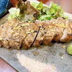 TAWARAYA - 栗豚厚切りロースの藁焼き