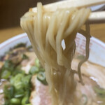 ラーメン東大 - 麺は柔らかめが好きなので好みの麺