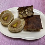 天然こうぼぱん とことこ - 栗のフォカッチャと干し柿のヴィーガンチーズ斬り‼︎