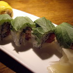 ｓｕｓｈｉ ｄｉｎｉｎｇ 鸞 - OptioA30：⑨スパイシーツナロール