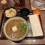 香川 一福 - カレー(中)¥820 / たぬきご飯¥180