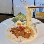 Dashiwo Susure - 特製肉味噌鶏白湯ラーメン