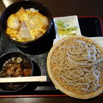 Soba Yuuyuu Konnouan - 半丼とミニそば選べるセットメニュー（Ａ・１）　850円　+　丼大盛り　100円