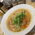 野菜たっぷりタンメン べじたん セントレア店 - とまと担々麺