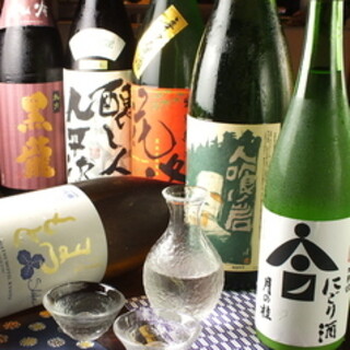 以京都的品牌为首，备齐了来自全国各地的日本酒。