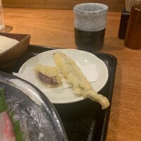 魚感うえさき - お造り定食の天ぷら
                    
