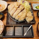 絹のとんかつ 舞花食堂 - 特上まうかとんかつ定食3,150円