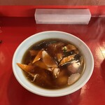 中華飯店憩松苑 - 虲仁湯麺