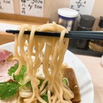 ラーメン専科 竹末食堂 - 中太麺