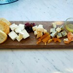 Pecorino Market&Restaurant - 