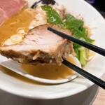 ラーメン専科 竹末食堂 - ブロックチャーシュー