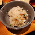 銀しゃりＤｉｎｉｎｇ灯戸 - 鯛めし