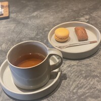 RESTAURANT SALT - 