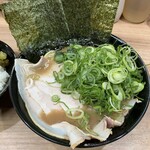 Yokohama Ramen Hibikiya - 