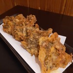 Izakaya Kou - 沖縄もずくの天ぷら、ウコン塩もついてます！