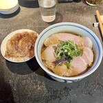 Dame Na Rinjin - 【SUPREMEと焼きすきごはん】
                        麺の太さ：太麺
                        麺の量：並盛
                        ごはんの量：並盛