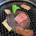 焼肉 闘牛門 - 綺麗なサシの肉　2024.02