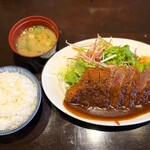 洋食の朝日 - ビフカツ　女性ご飯