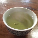 ヒット焼き - 待ってる間お茶出してくださいました。