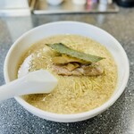 Ramemmarutomi - 醤油らーめん 麺硬め 脂多め