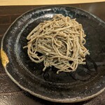 鴨蕎麦 尖 - 1枚目「粗挽き」（丹後 筒川）