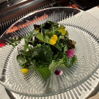 お肉屋 けいすけ 三男坊 - 灯コース　お花とライム