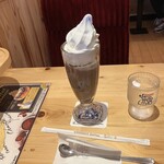 Komeda's Coffee - 先にdessertのice cocoaが...溶けちゃう