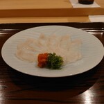 勢麟 - 河豚刺し:鮮度､歯応え､旨味と三拍子｡お酒が進みます